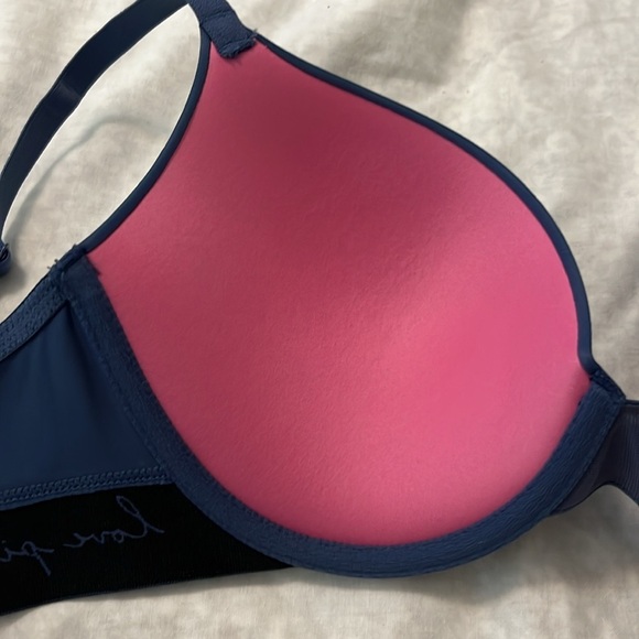 VS Pink Wear Everywhere Push Up - Picture 10 of 12